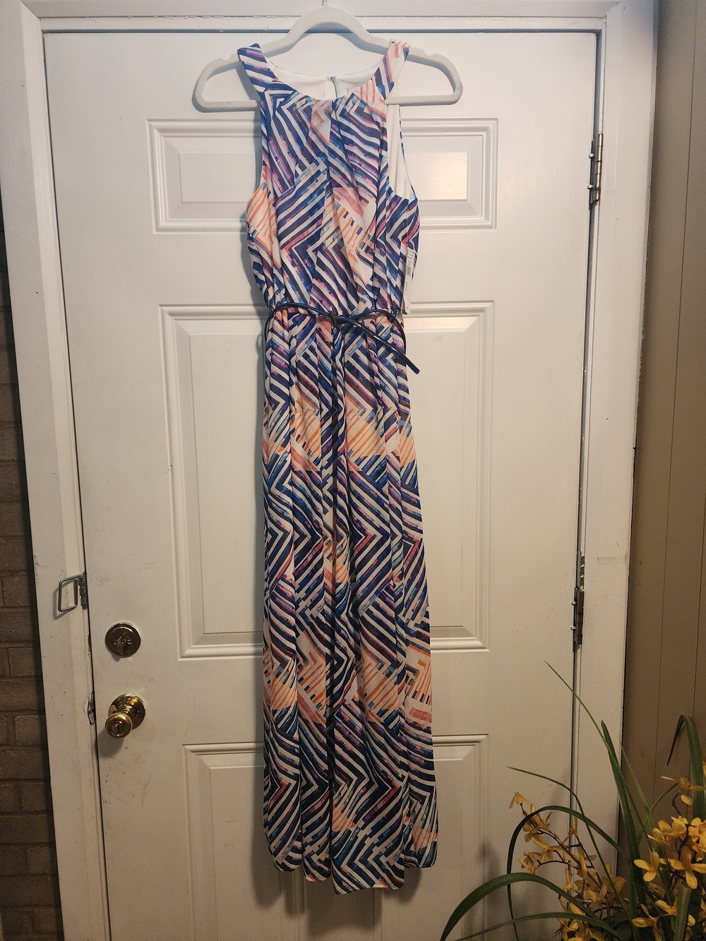 New DR Collection Sleeveless Geometric Print Maxi Dress in Navy & Peach